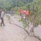 Longsor di ulu ogan Kabupaten OKU, Sumsel, membuat jalan poros rentak, dan dua rumah terdampak.